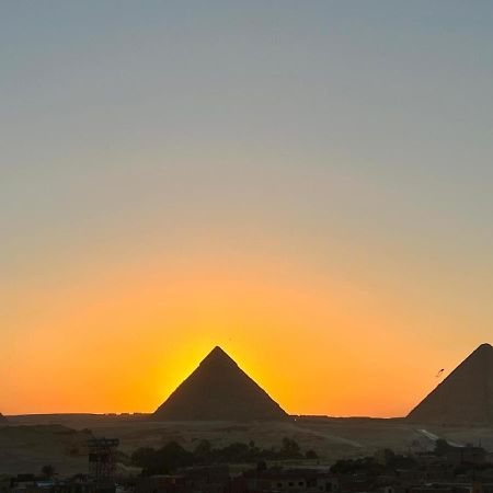 Topaz Pyramids View Inn Kafret el-Gabal エクステリア 写真